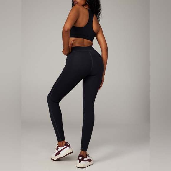 NWT $69 Savage X Fenty XCCENTUATE HIGH-WAIST LEGGING Yoga Pants black Caviar XS - Picture 2 of 10